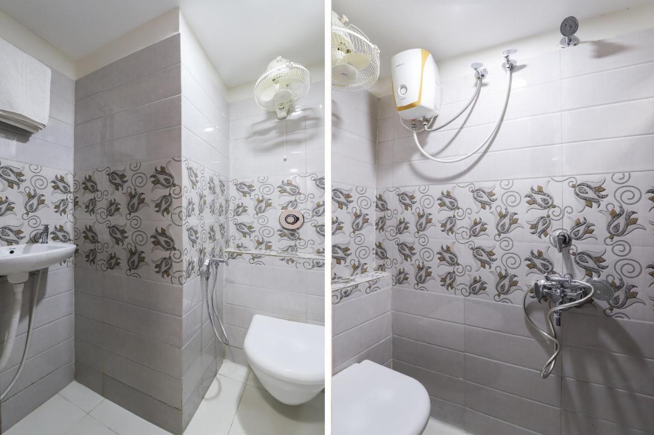 Oyo 47110 Hotel Royal Palace Naroda Екстер'єр фото
