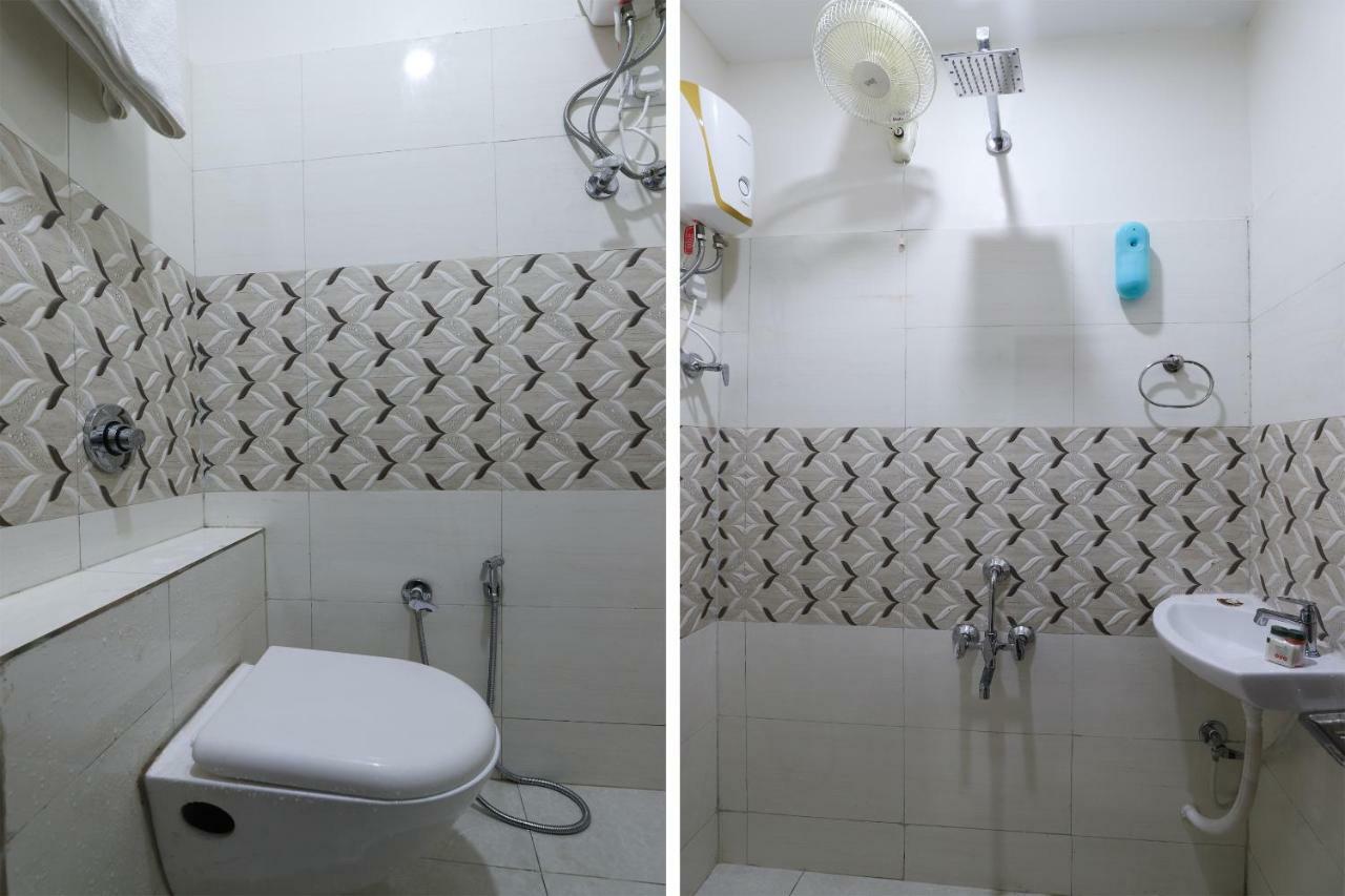 Oyo 47110 Hotel Royal Palace Naroda Екстер'єр фото